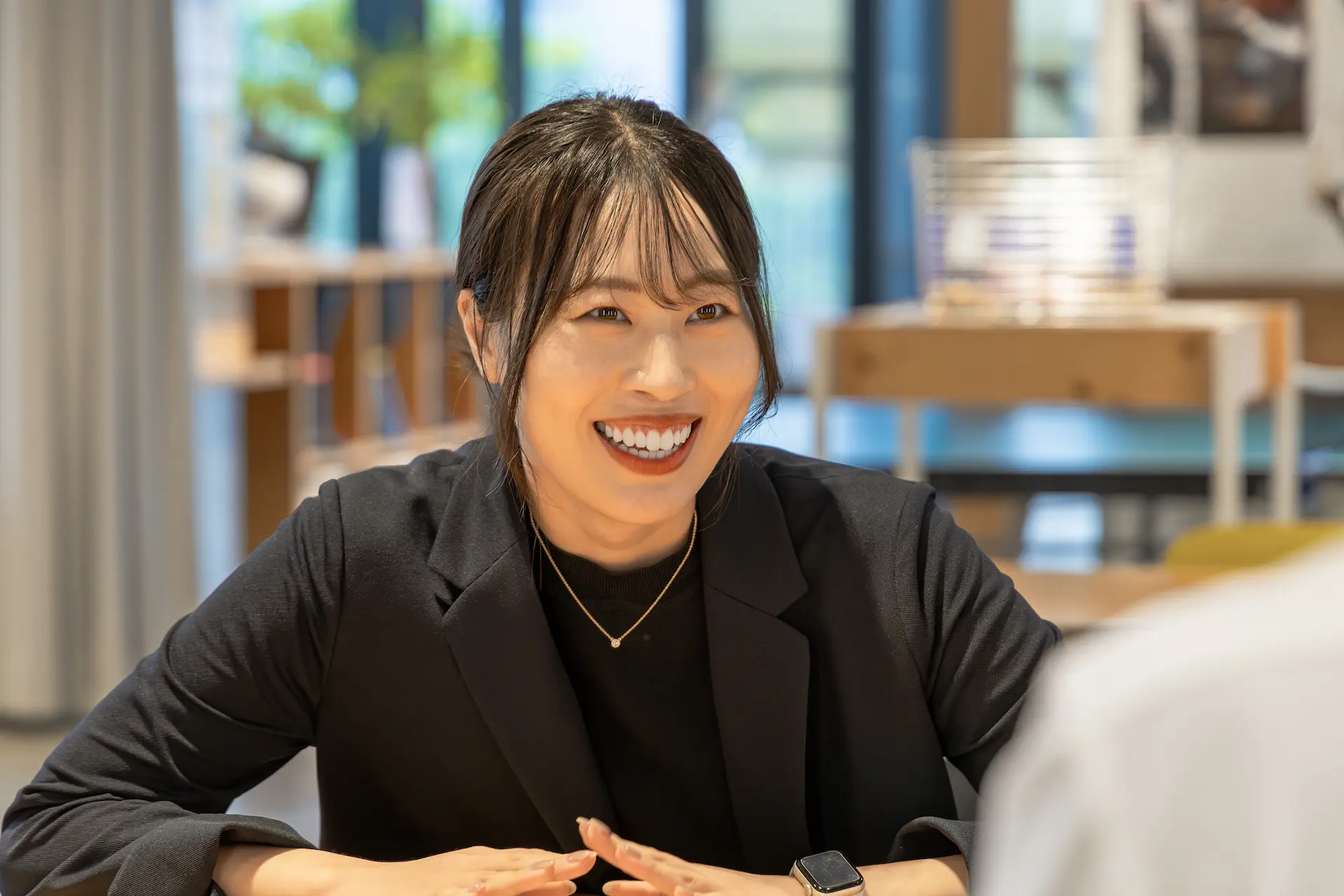 小澤さんの写真（サブビジュアル1）